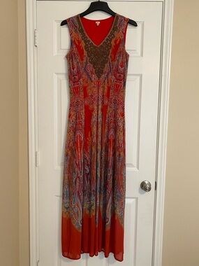 Reba Red Paisley V-Neck Sleeveless Lined Maxi Beaded Dress size M